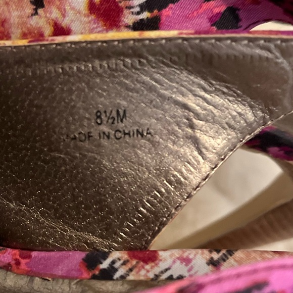 MODA Slingback Peep-Toe Heels - Multi-Color - Size 8.5 - Picture 3 of 13